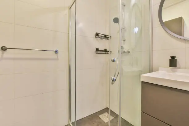 The Benefits of Upgrading to a Modern Shower Door Design Houston, TX