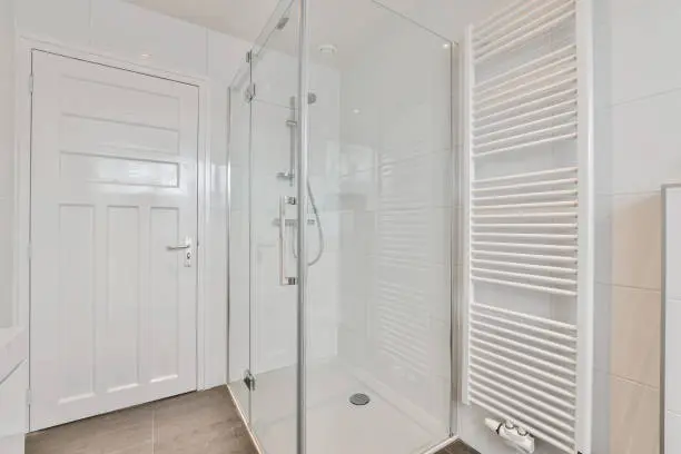 The Benefits of Upgrading to a Modern Shower Door Design in Houston, TX