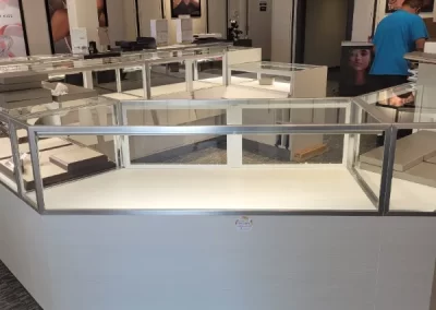 Reliable door knob installation